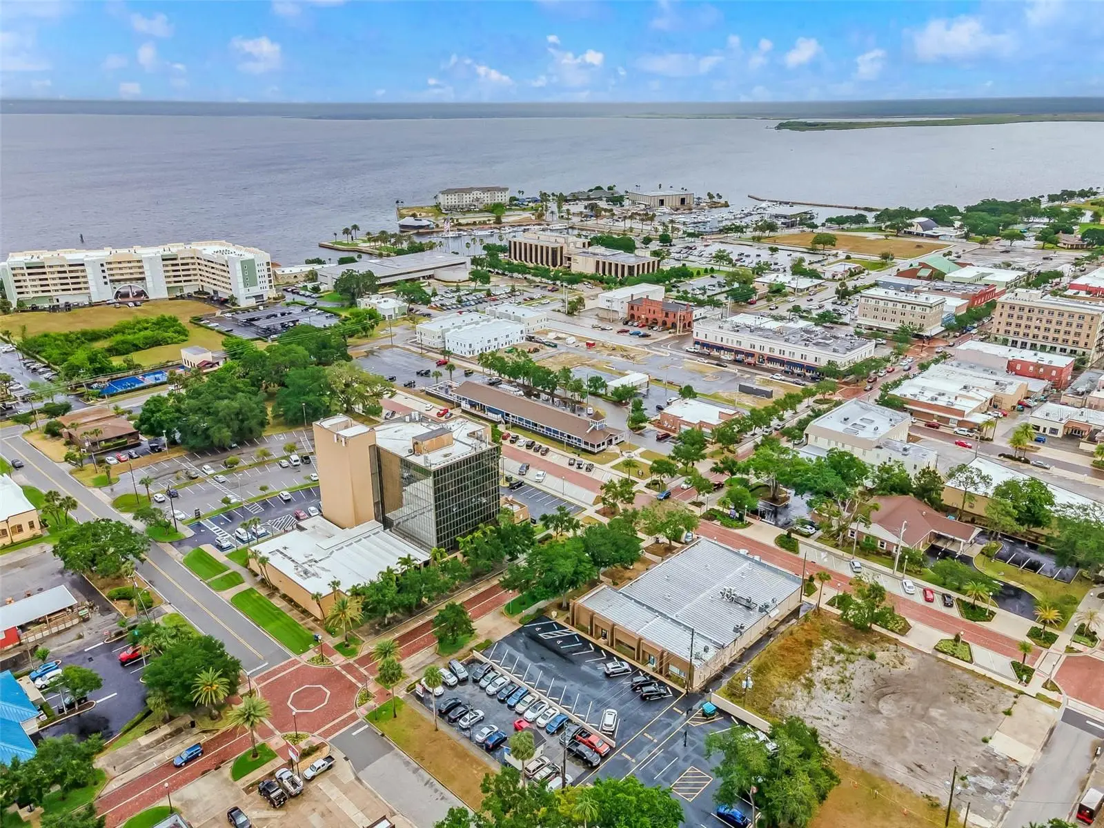 225 Seminole Boulevard, FL