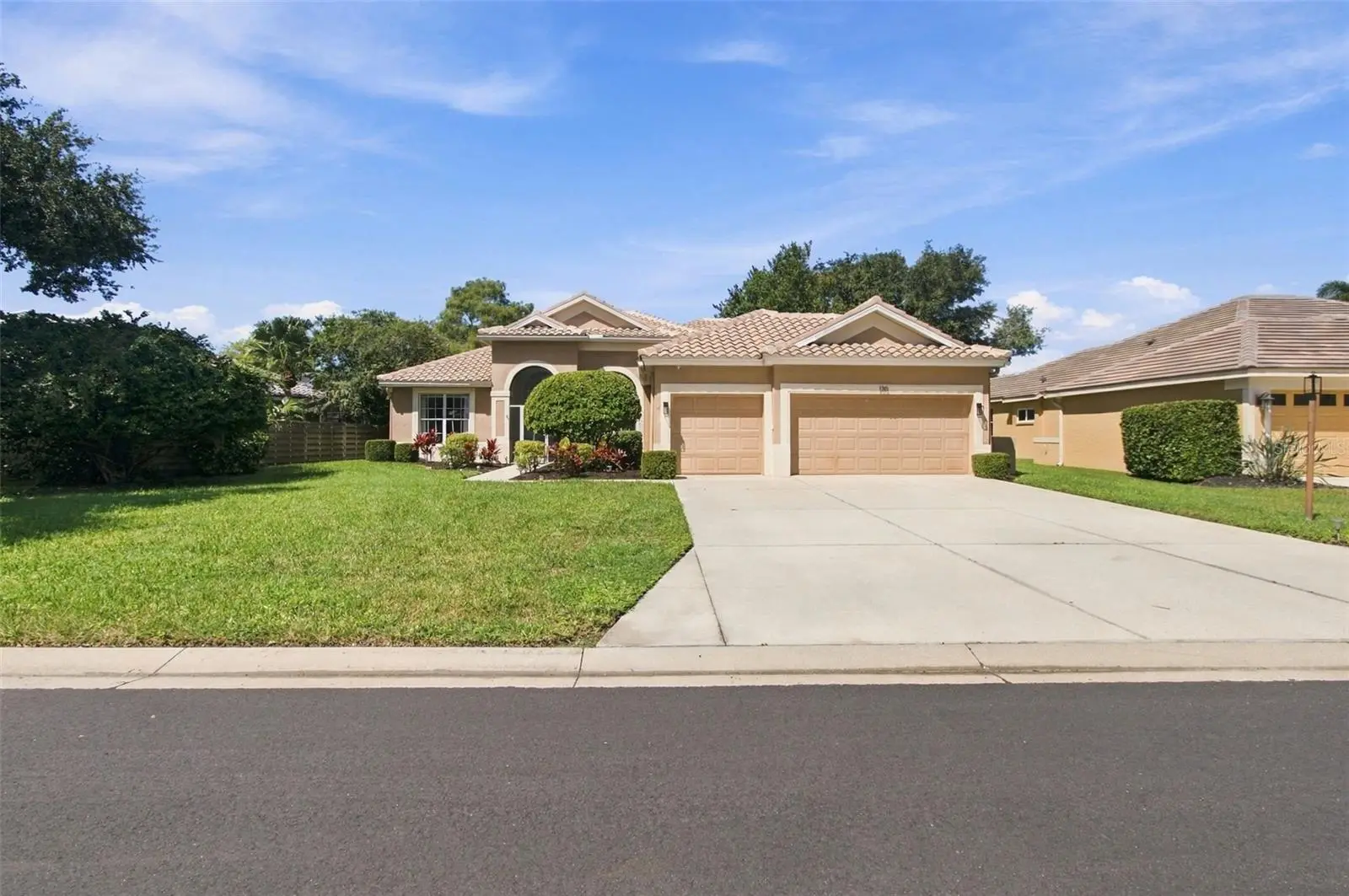 130 Willow Bend Way, FL
