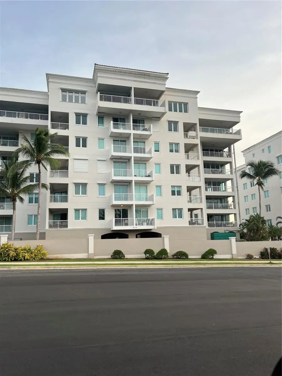 Calle Olivine 83 Treasure Point, PR