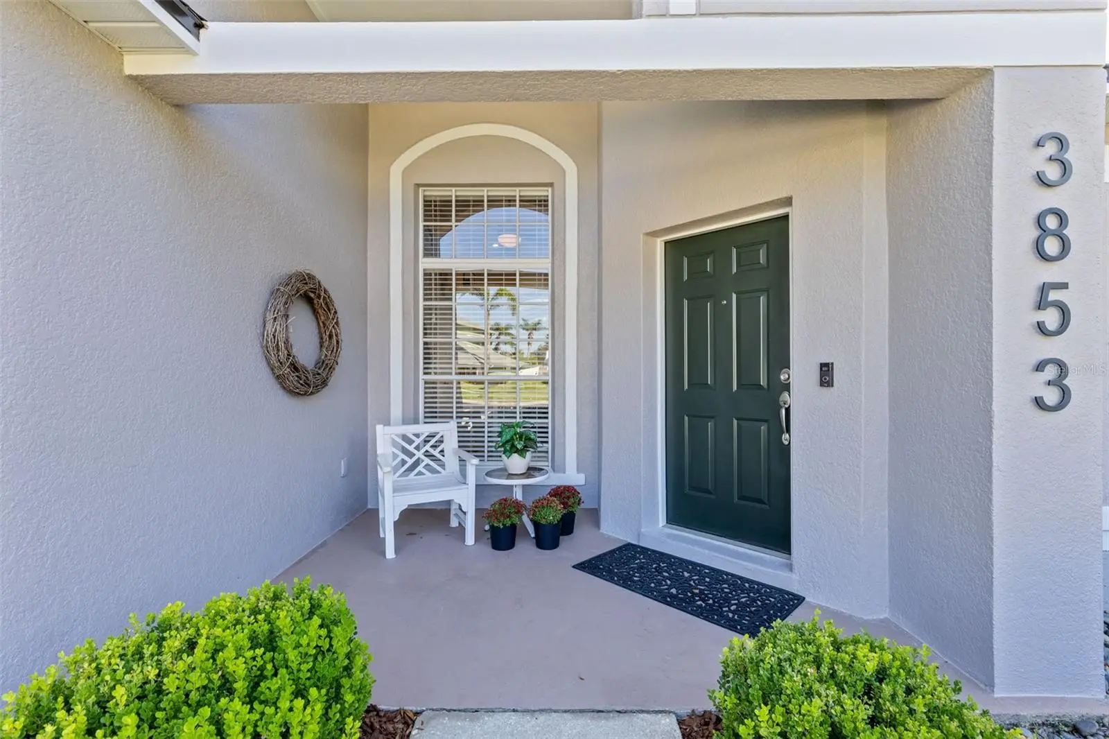 3853 Seminole Drive, FL