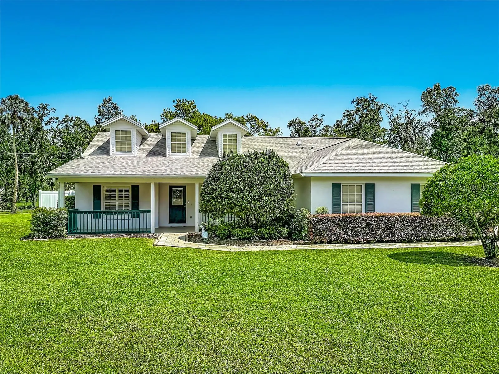 18815 Carr Drive, FL