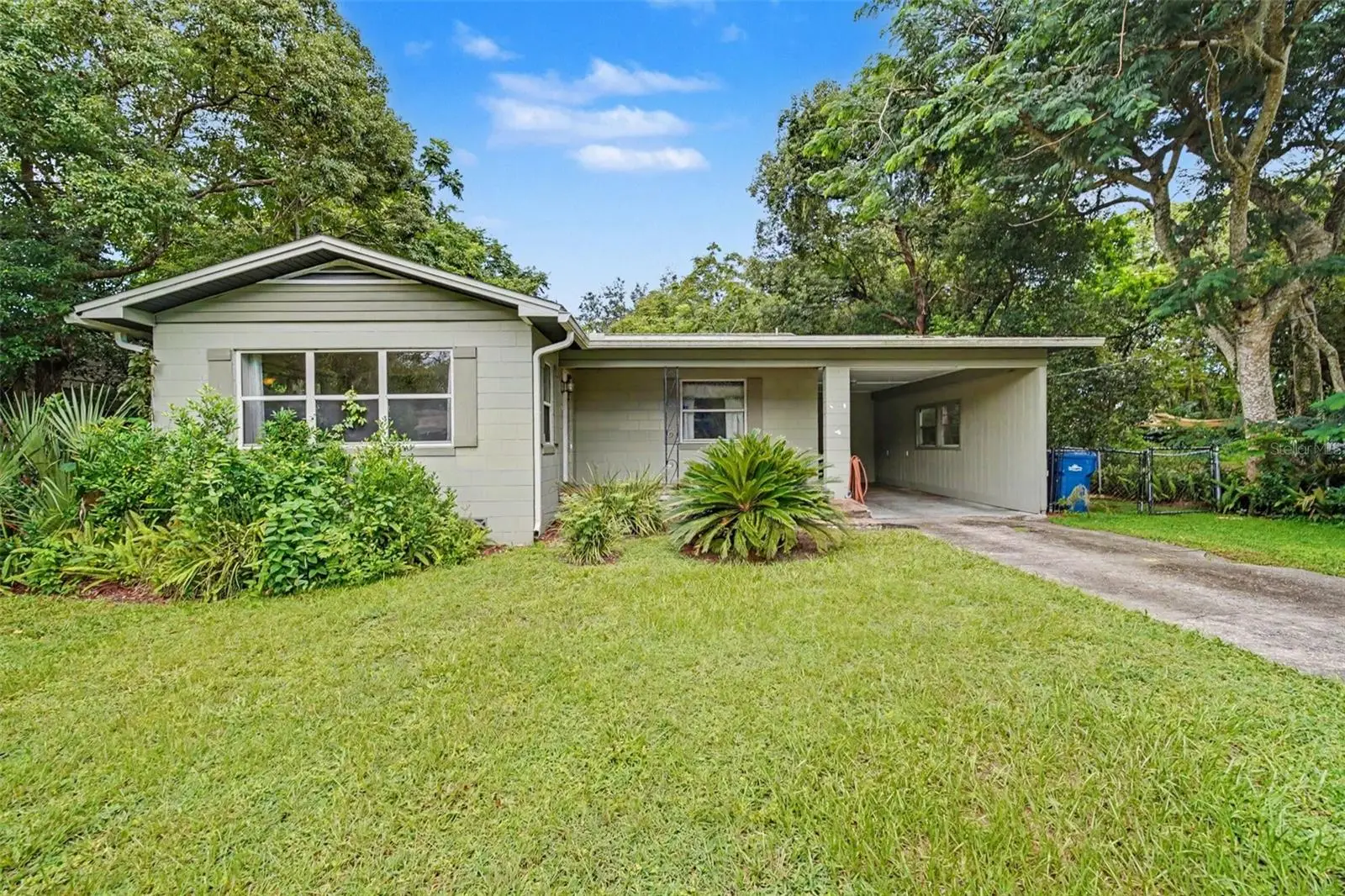 150 Westwood Avenue, FL