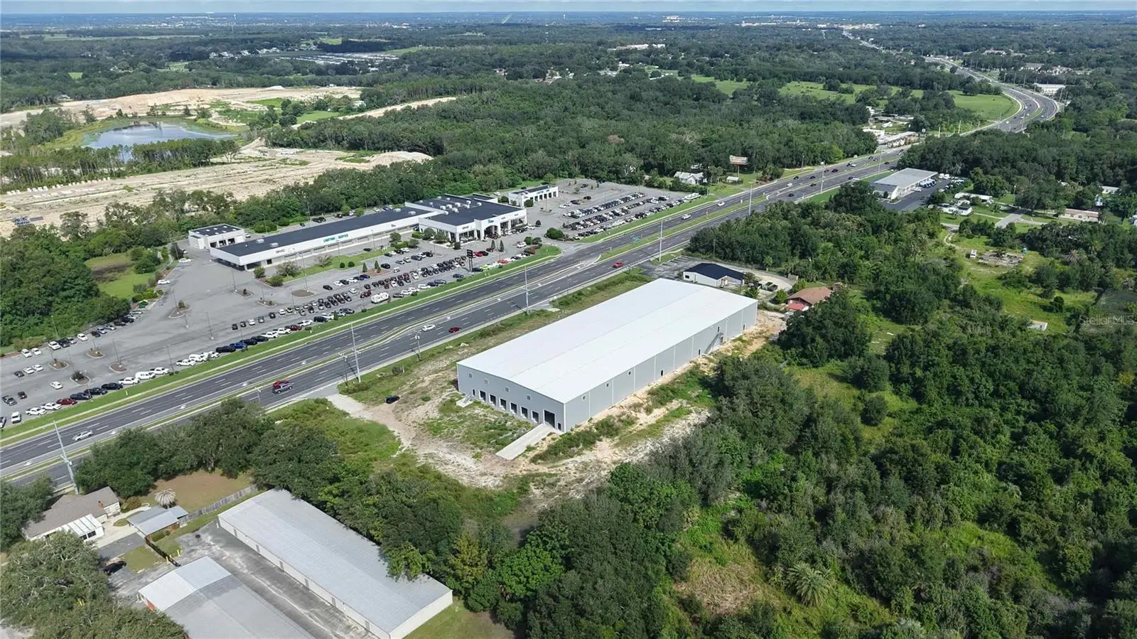 2221 Us Highway 27/441, FL