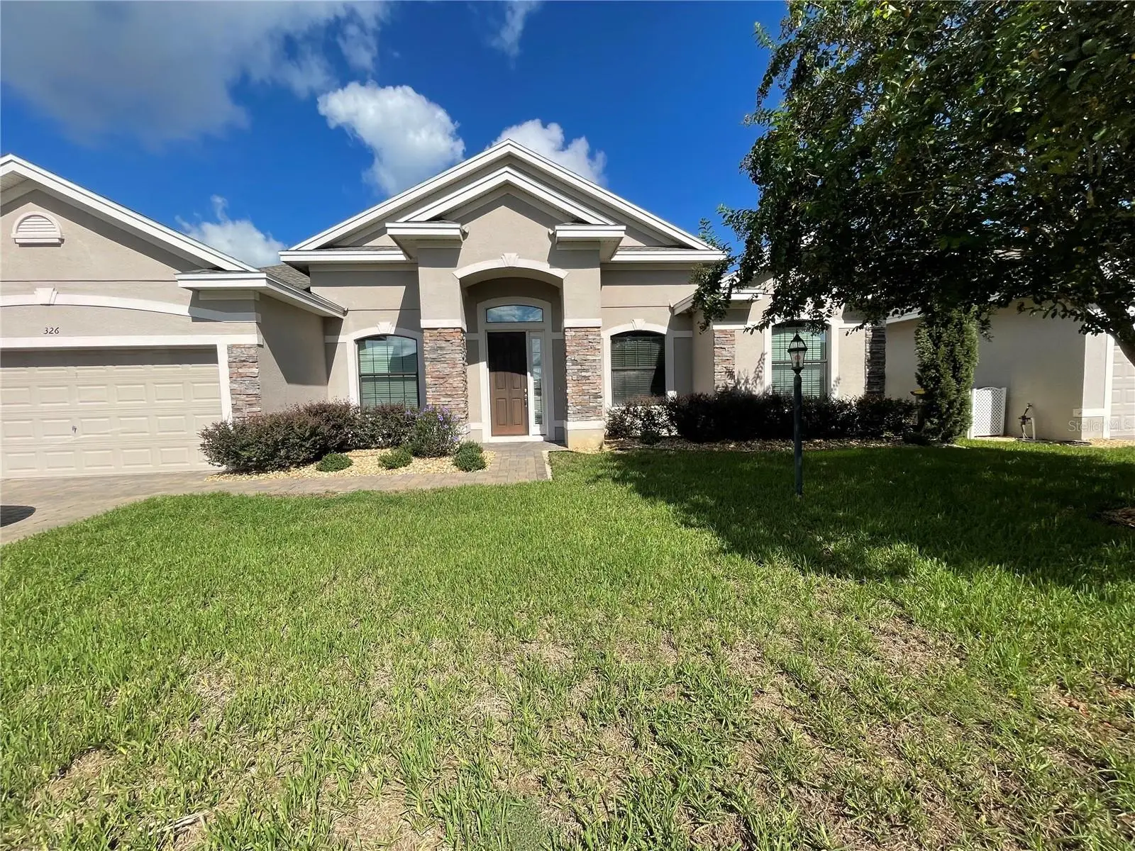 326 Lake Mariana Way, FL