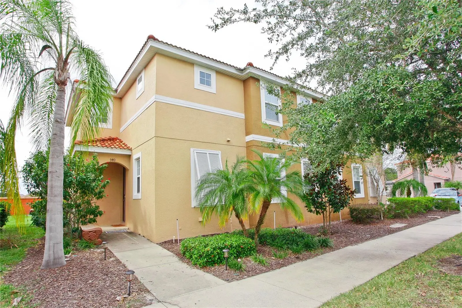 940 Las Fuentes Drive, FL