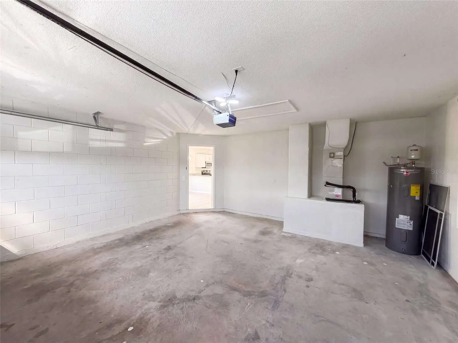 225 Southbridge Circle, FL