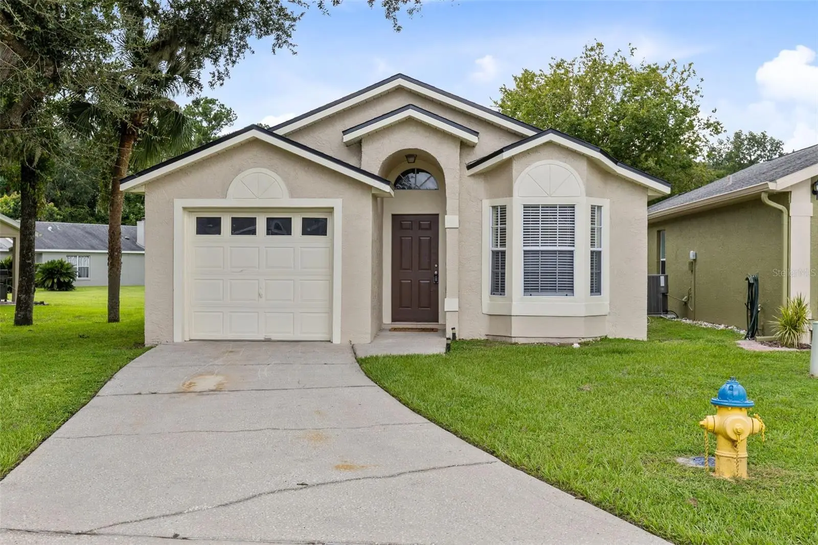 526 Seasons Court, FL