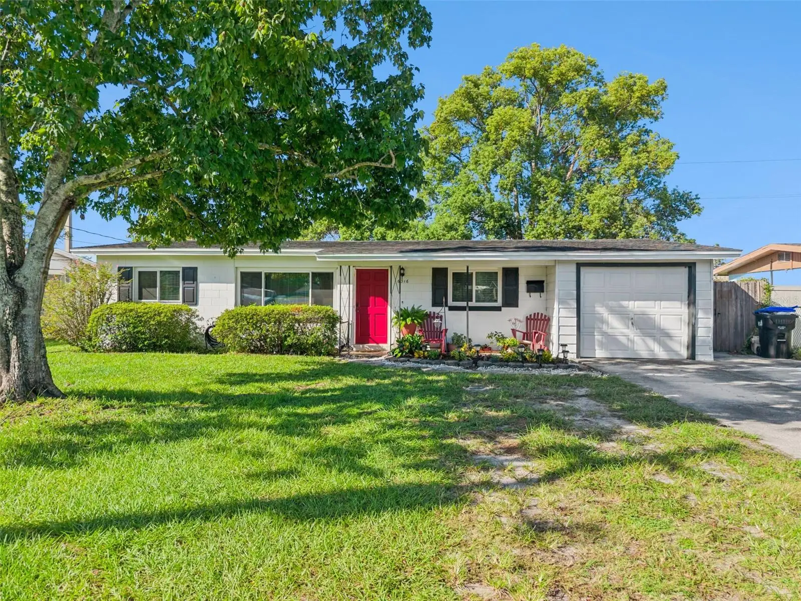 6316 Hillwood Drive, FL
