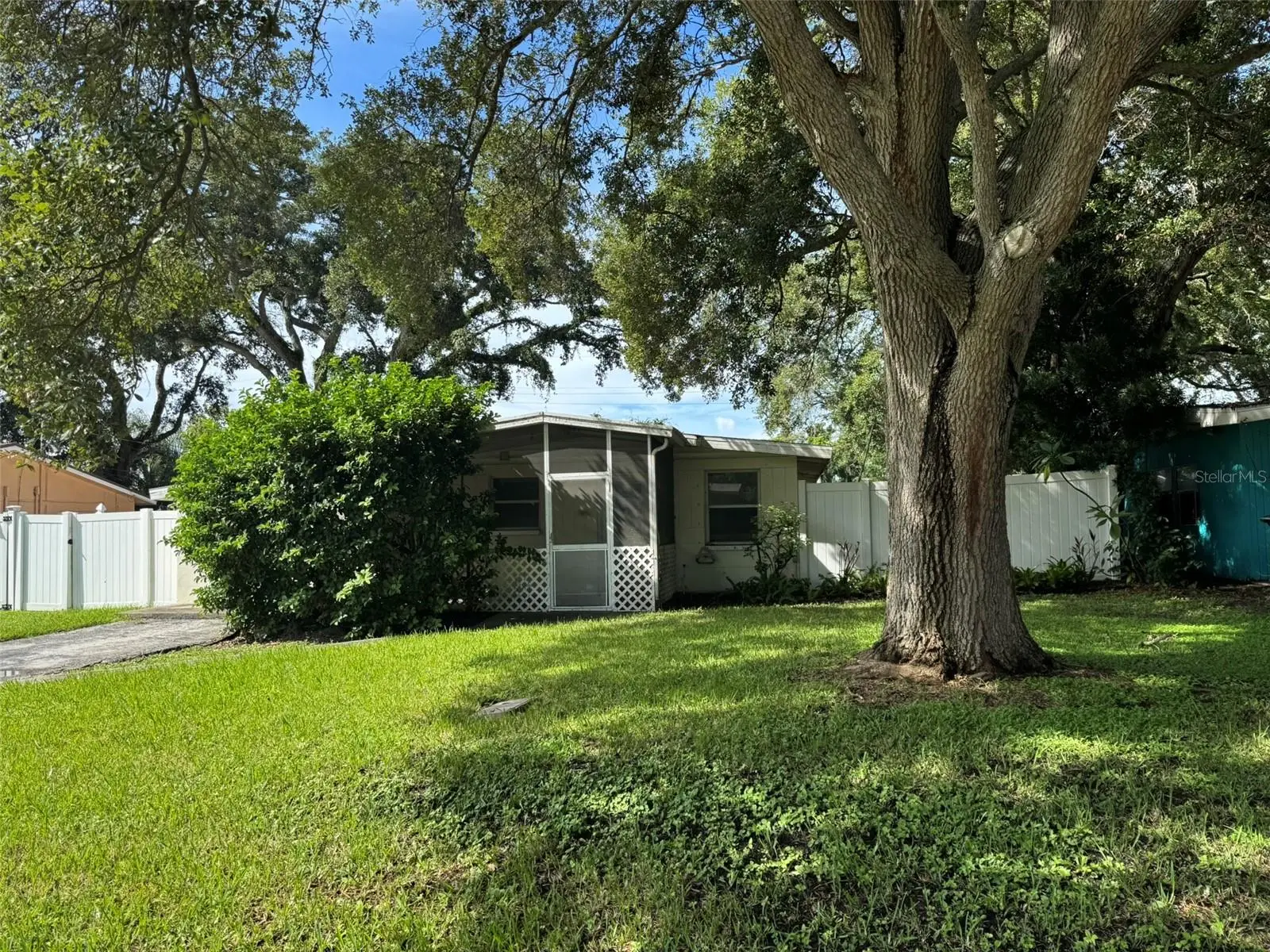 3033 Karen Avenue, FL