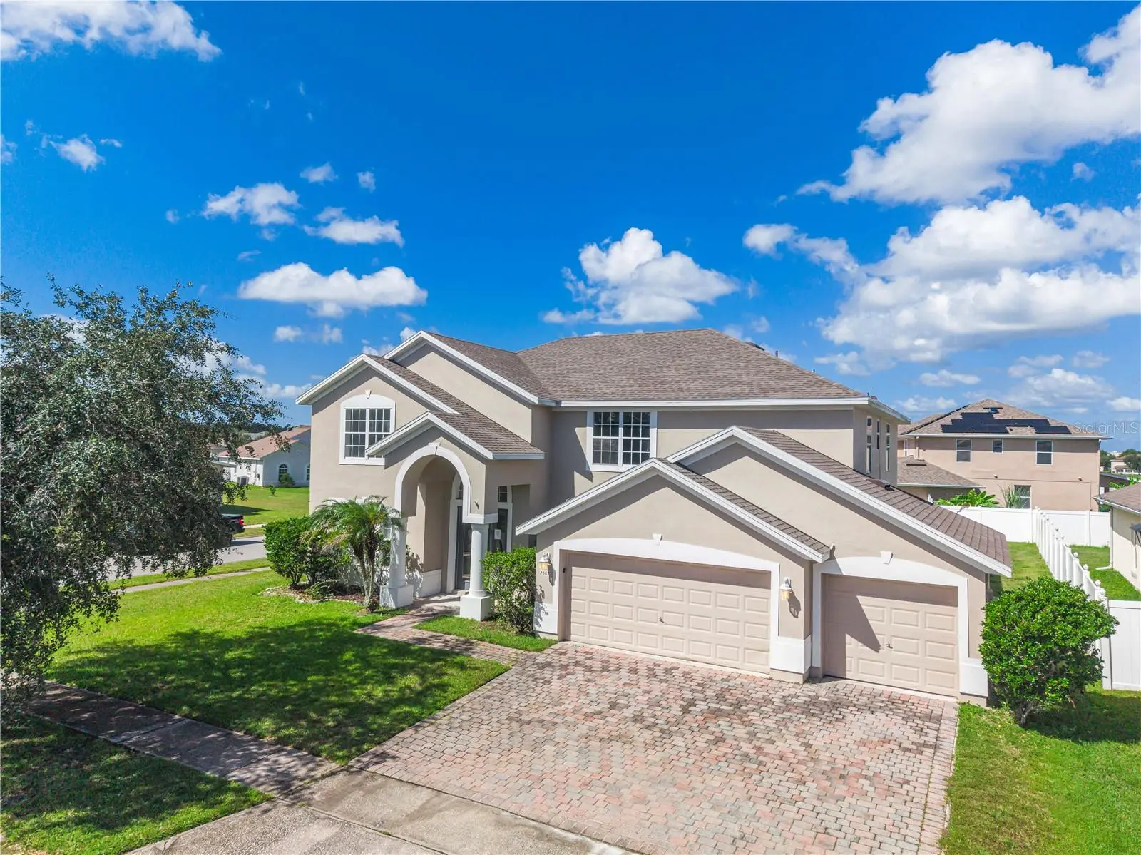 2887 Sweetspire Circle, FL