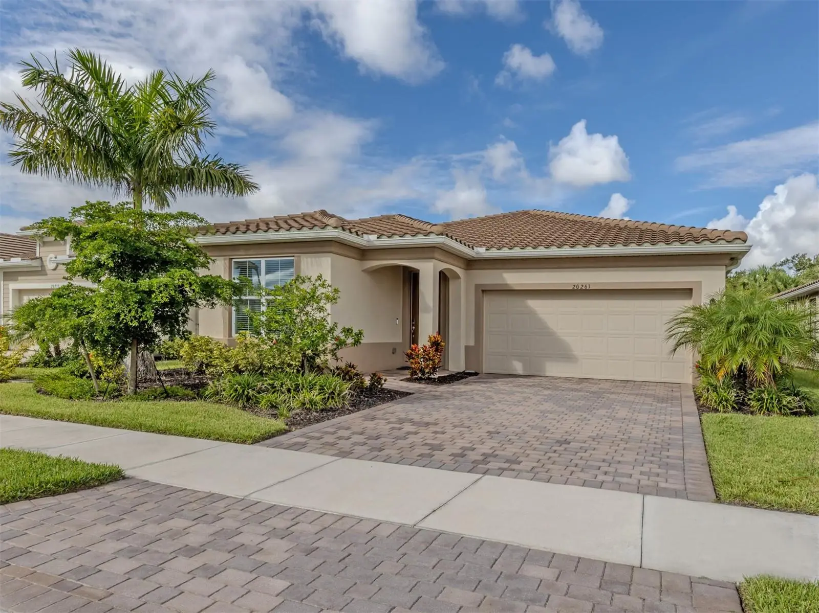 20261 Symphony Place, FL