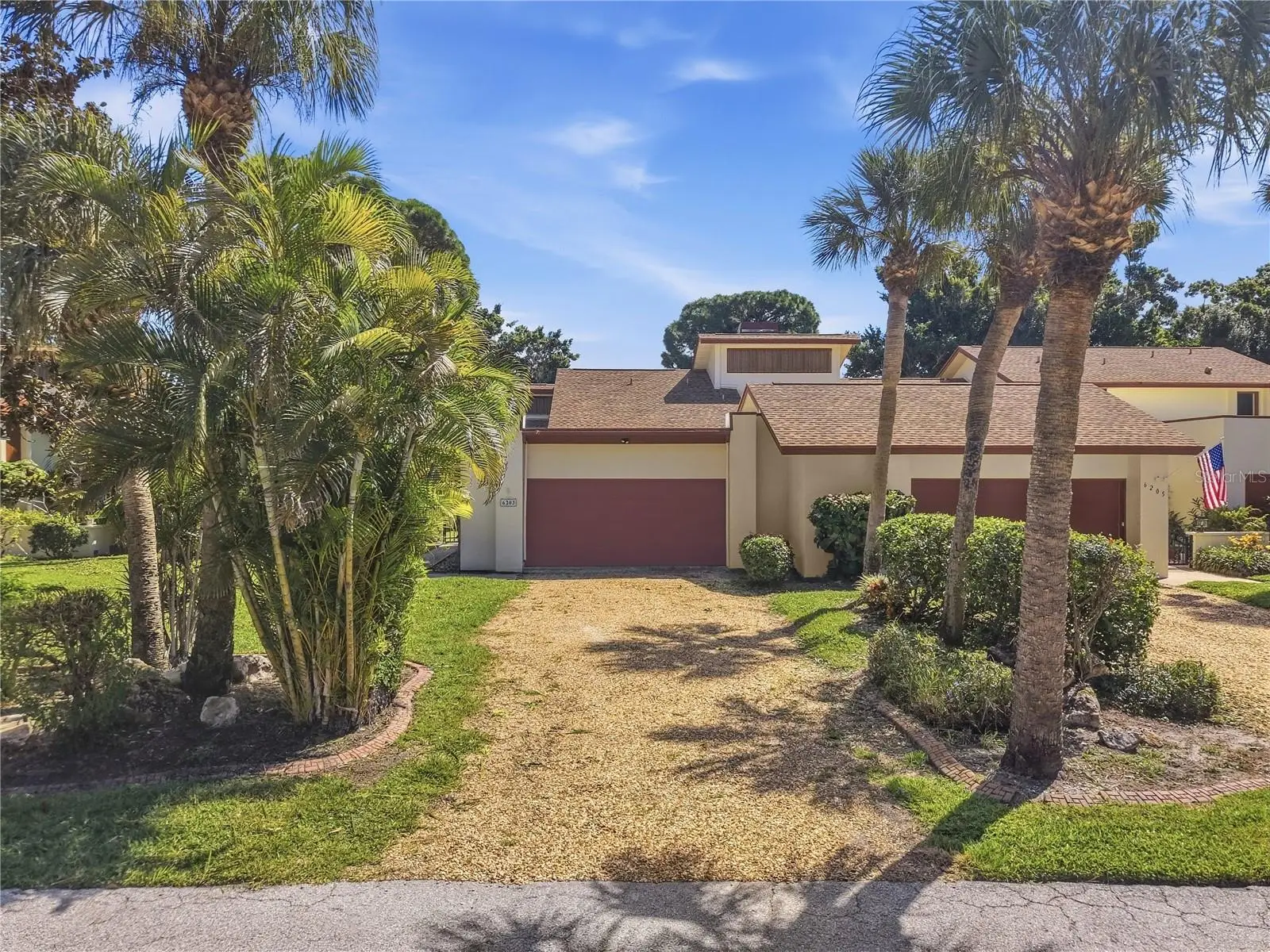 6203 Courtside Drive, FL