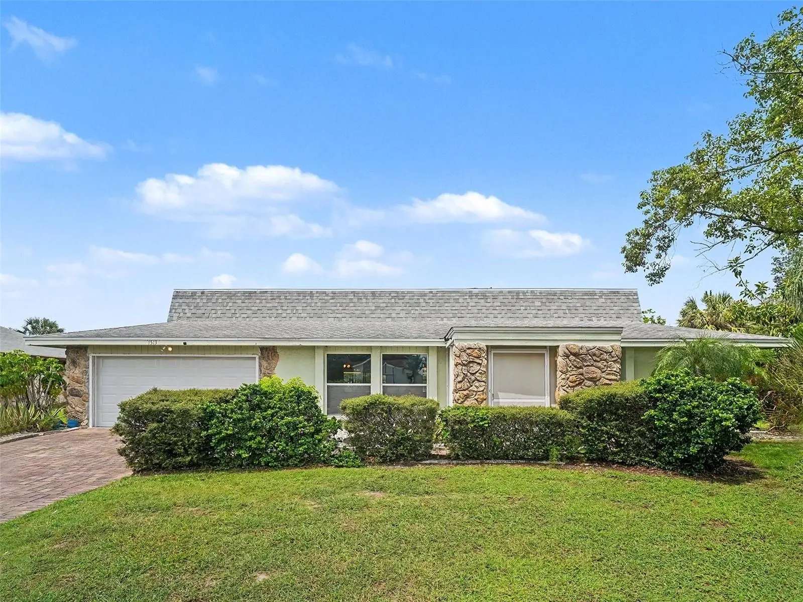 1513 New Bedford Drive, FL