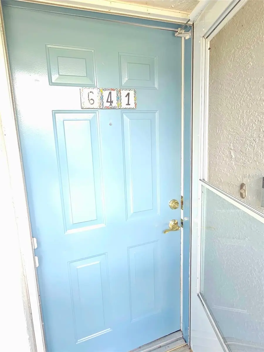 1054 Lotus Cove Court, FL
