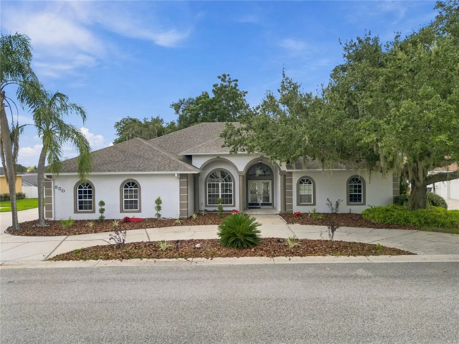 850 Hanover Way, FL