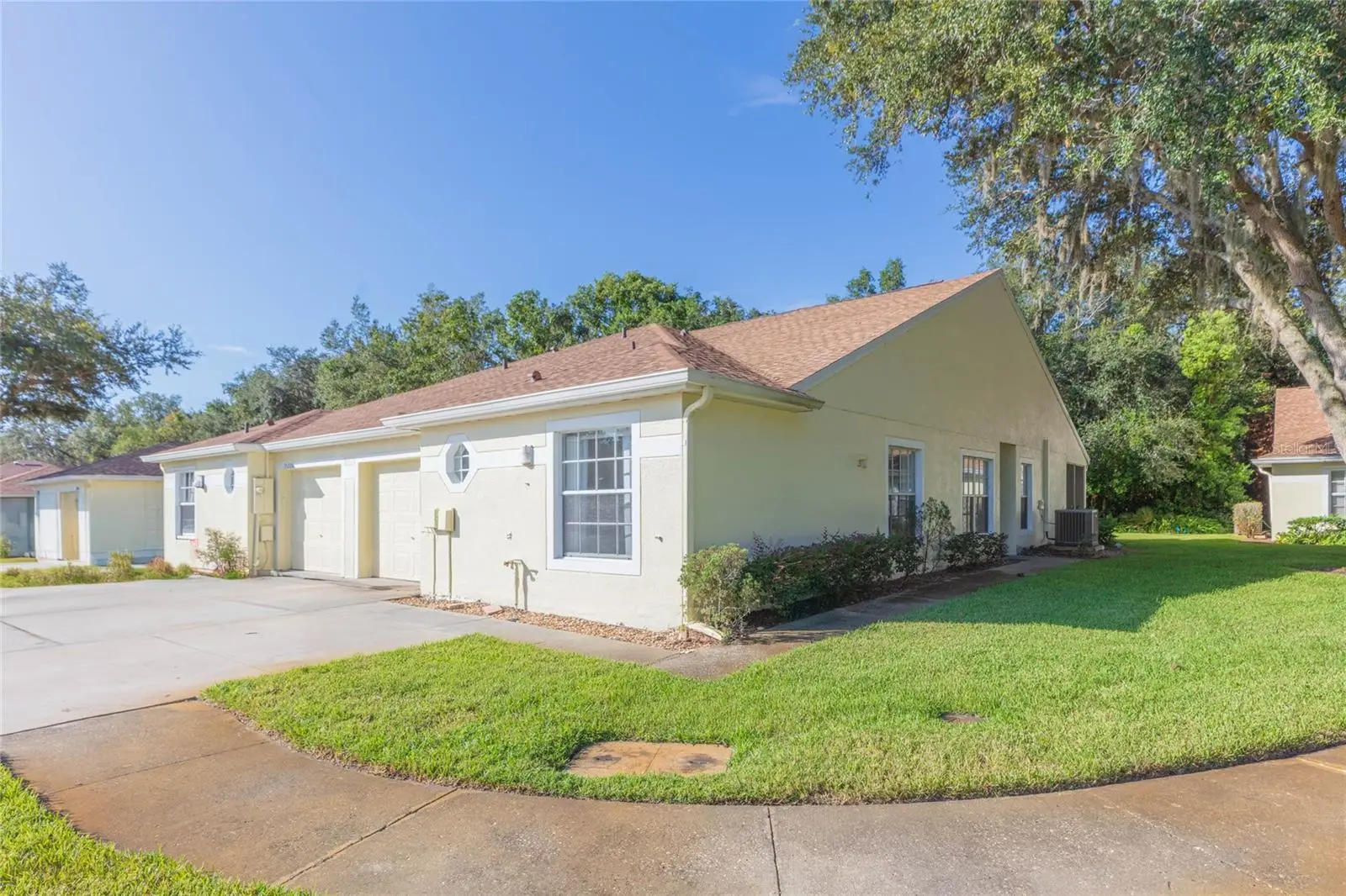 35224 Whispering Pines Drive, FL