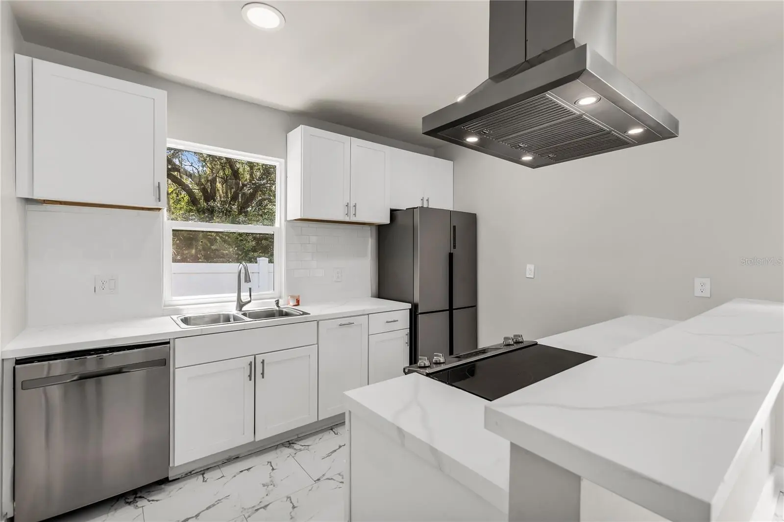3954 Sanford Avenue, FL