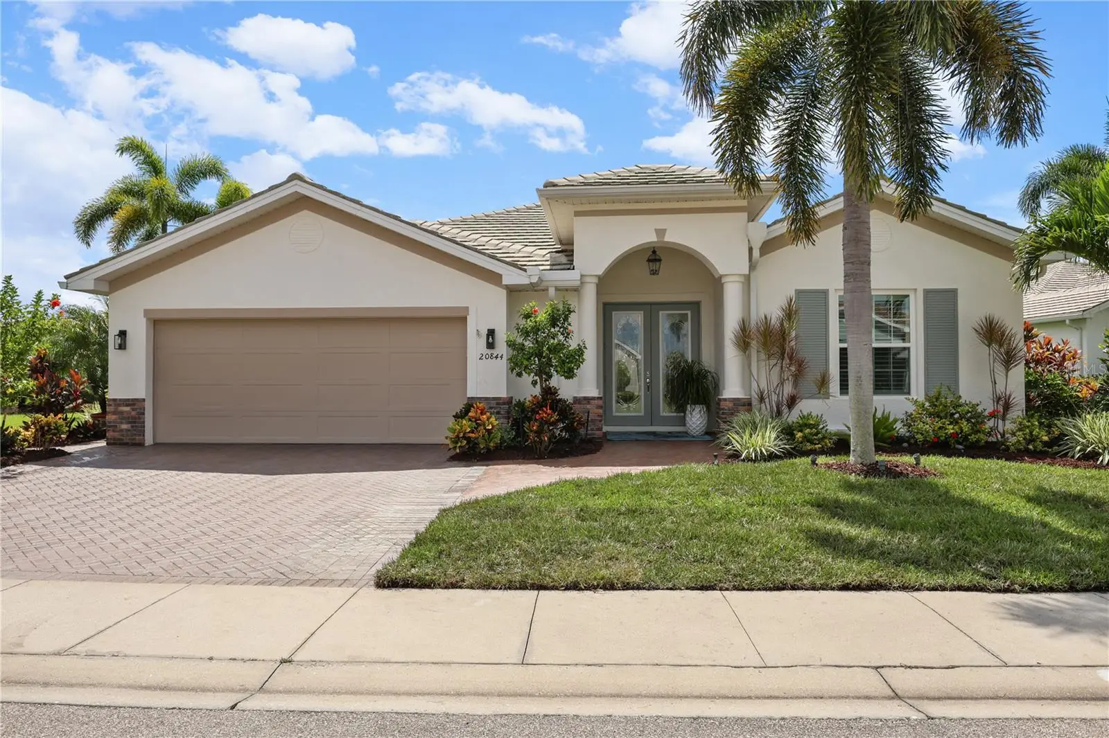 20844 Castle Pines Court, FL