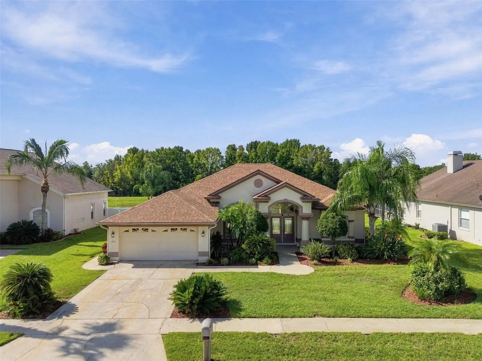 1301 Fox Chapel Drive, FL