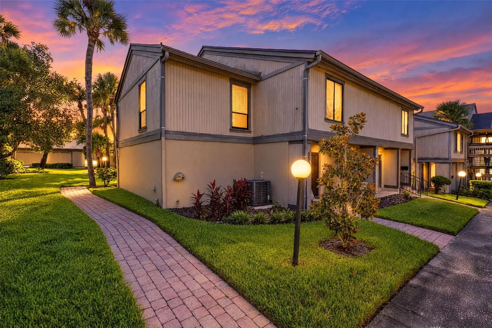 658 Lake Villas Drive, FL