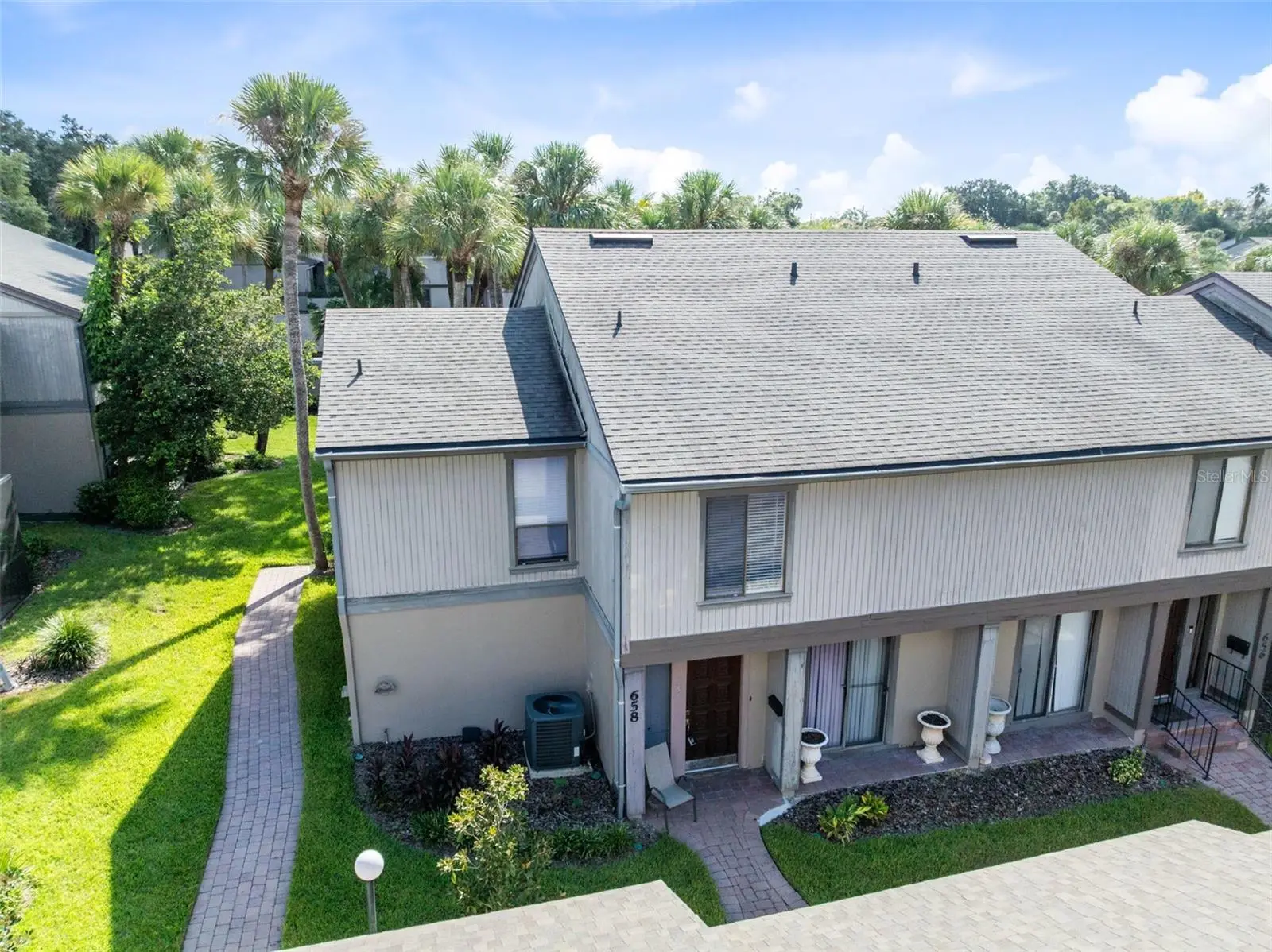 658 Lake Villas Drive, FL