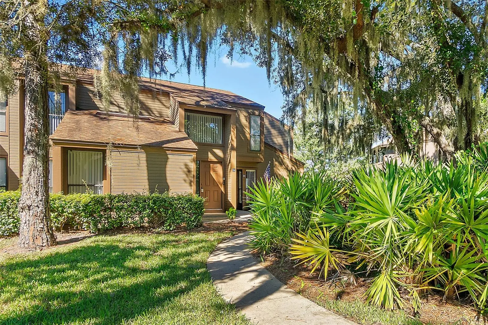 34 Sherbury Court, FL