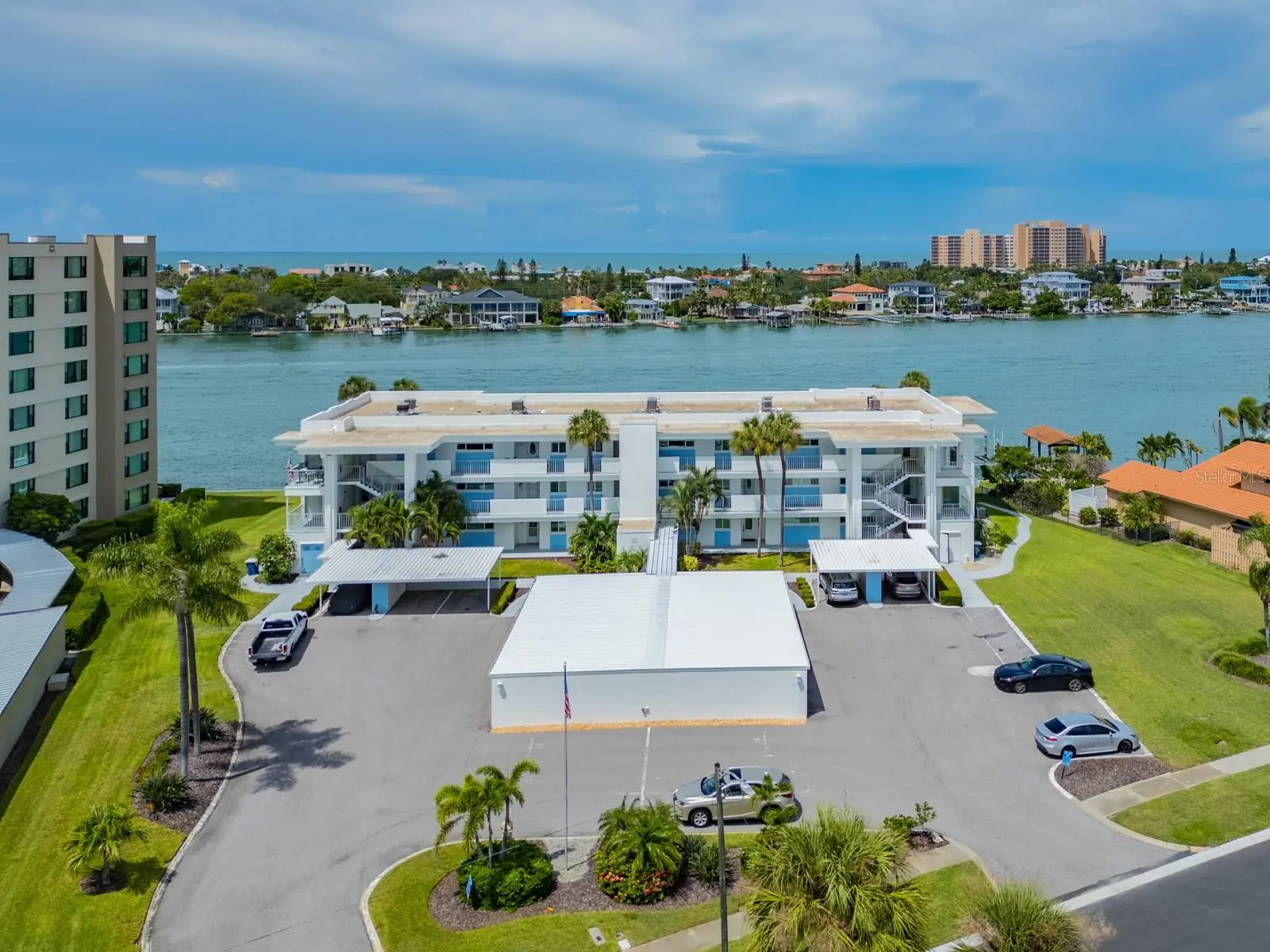 770 Island Way, FL