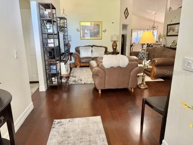 322 Shadowbay Boulevard, FL