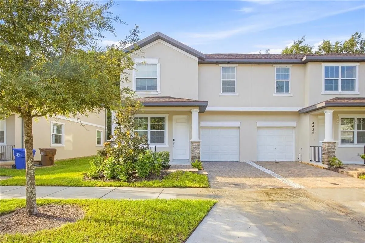 4432 Summer Flowers Place, FL
