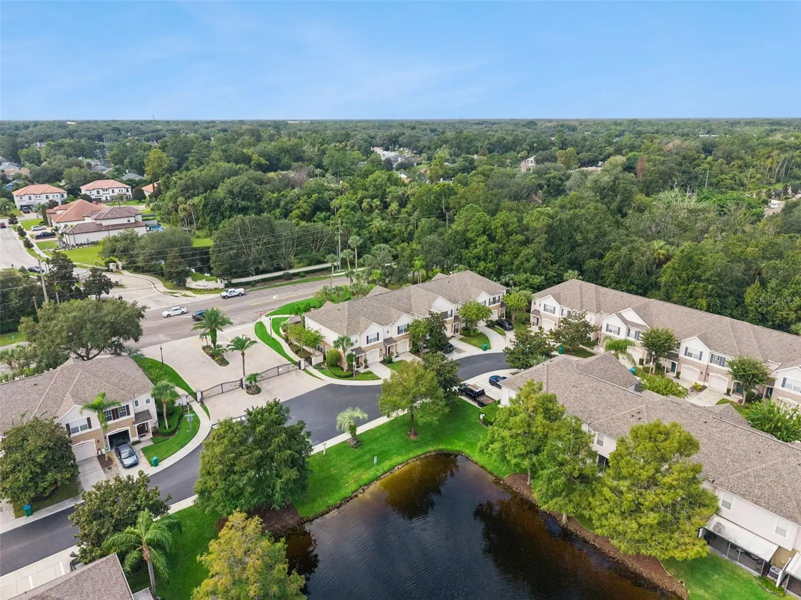 512 Pinebranch Circle, FL