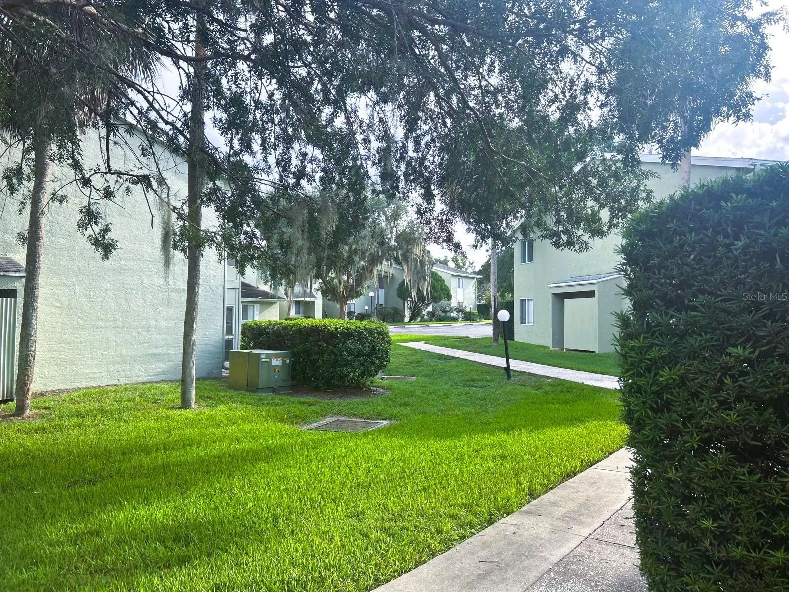 625 Silver Pass, FL