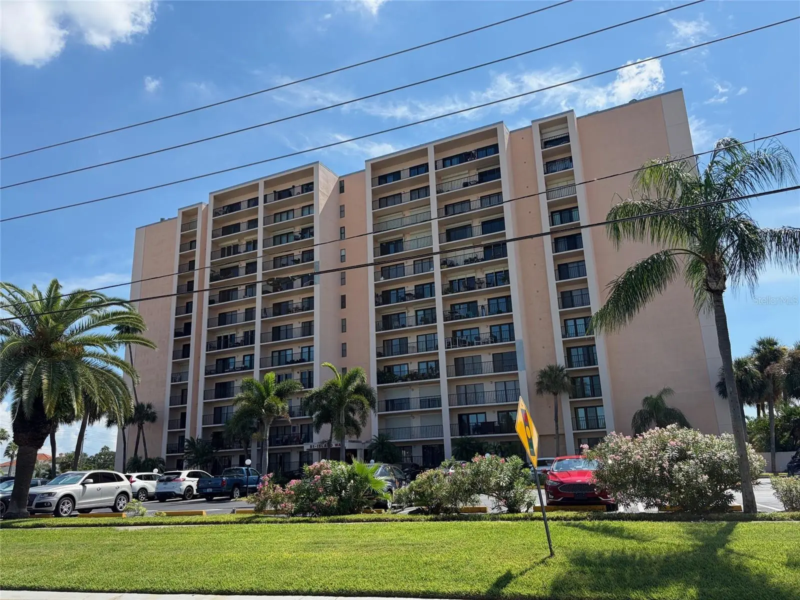 51 Island Way, FL
