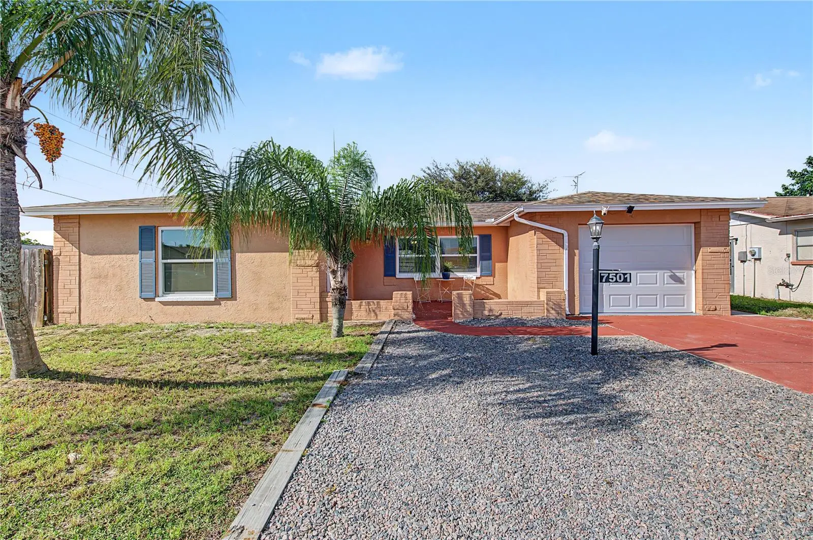 7501 Foxbloom Drive, FL
