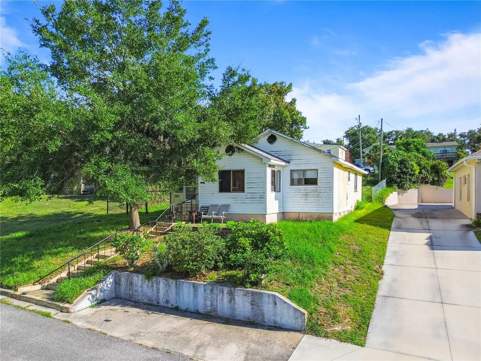 535 Carroll Street, FL