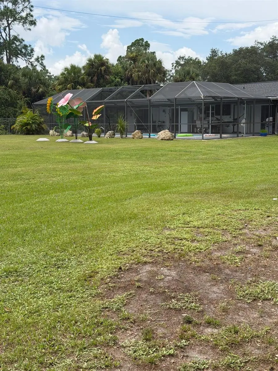 704 Cleveland Ave, FL