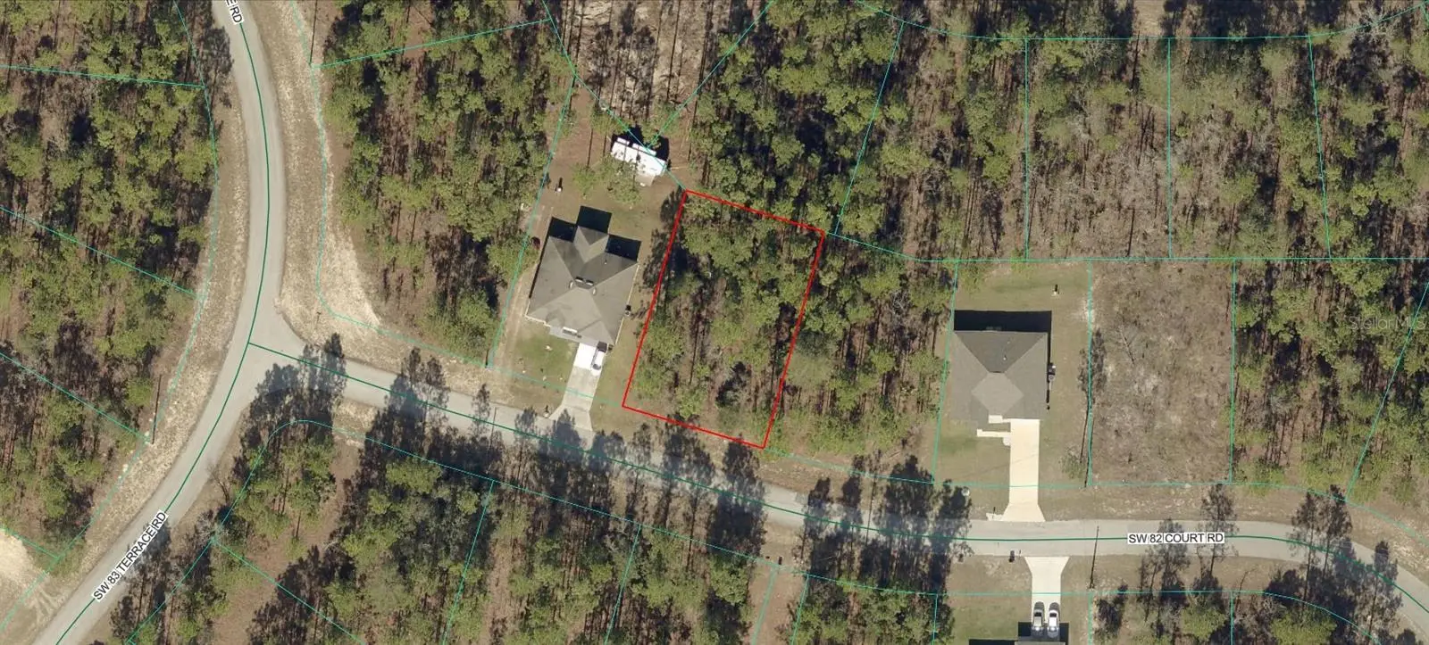 82 Court Road, FL