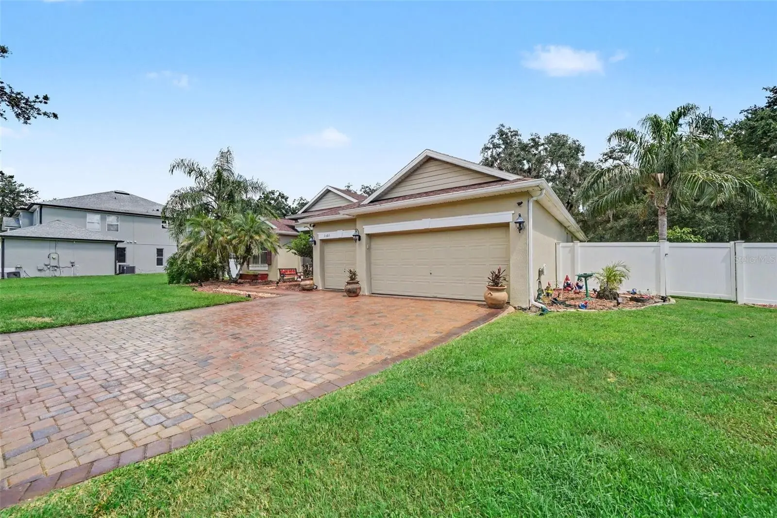3105 Conrad Ct, FL