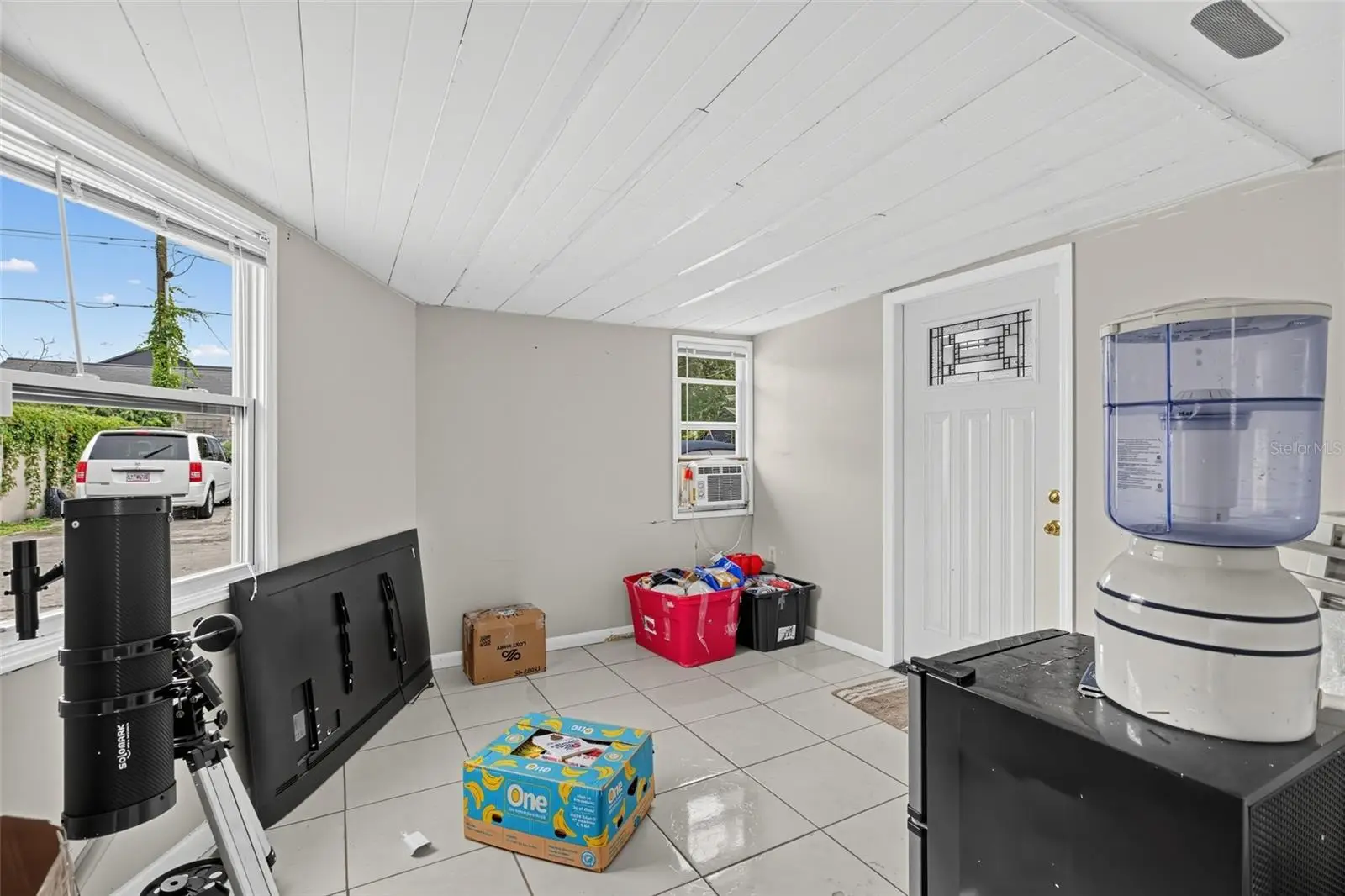 2502 Vine Street, FL