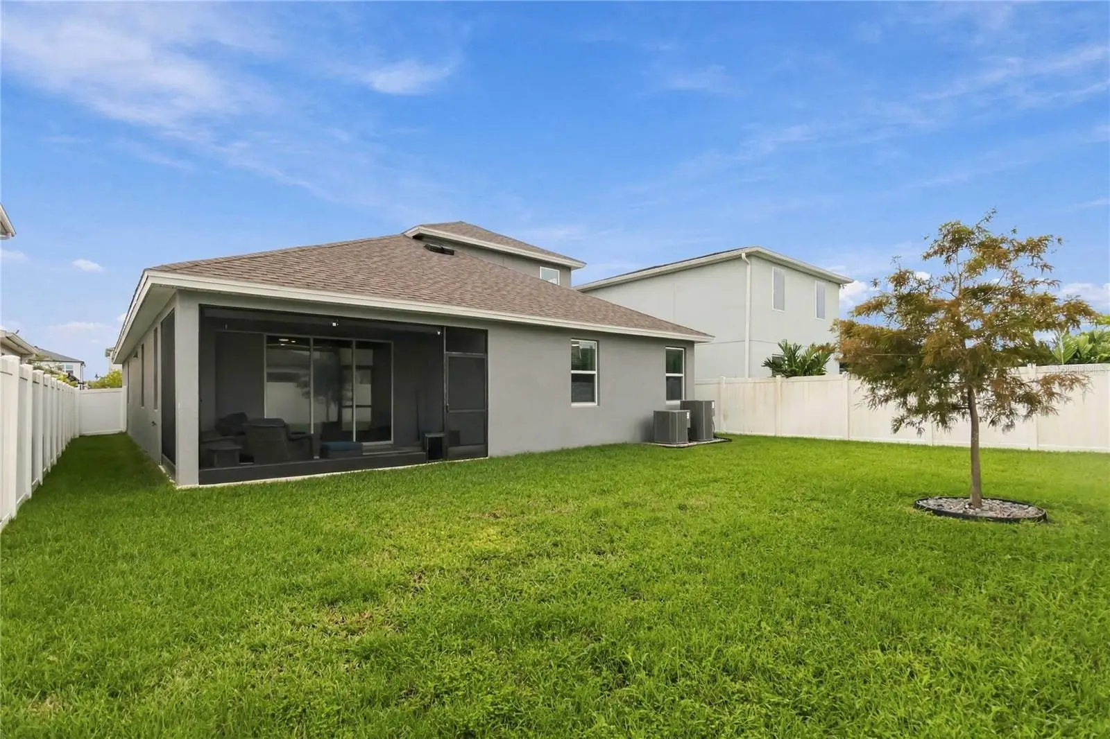 1270 Fox Hedge Lane, FL