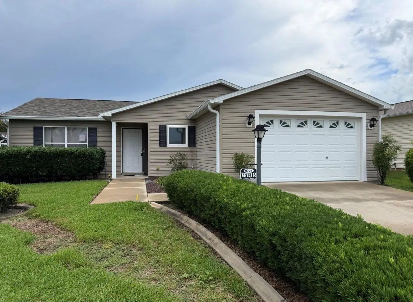 2704 Benavides Drive, FL