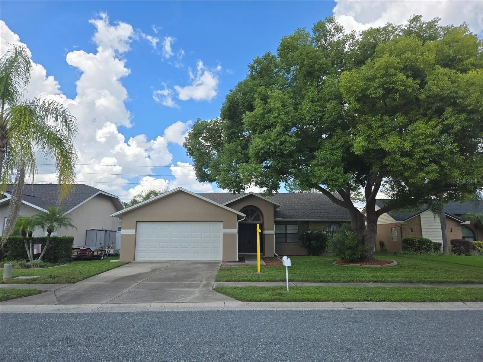 8211 Matthew Drive, FL