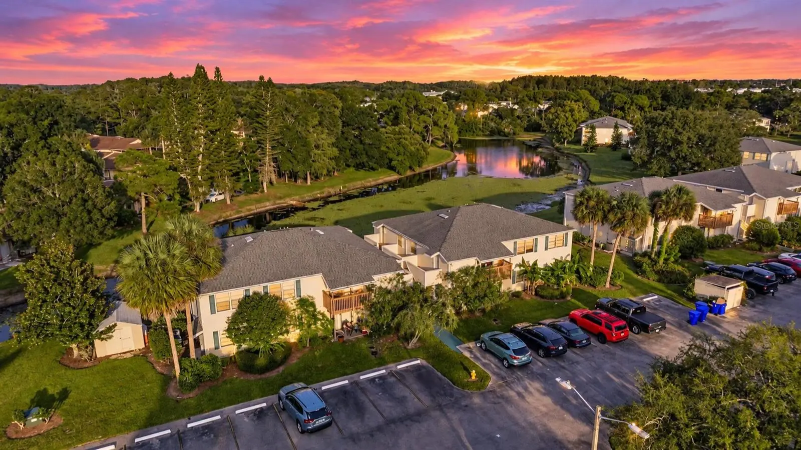 127 Camphor Drive, FL