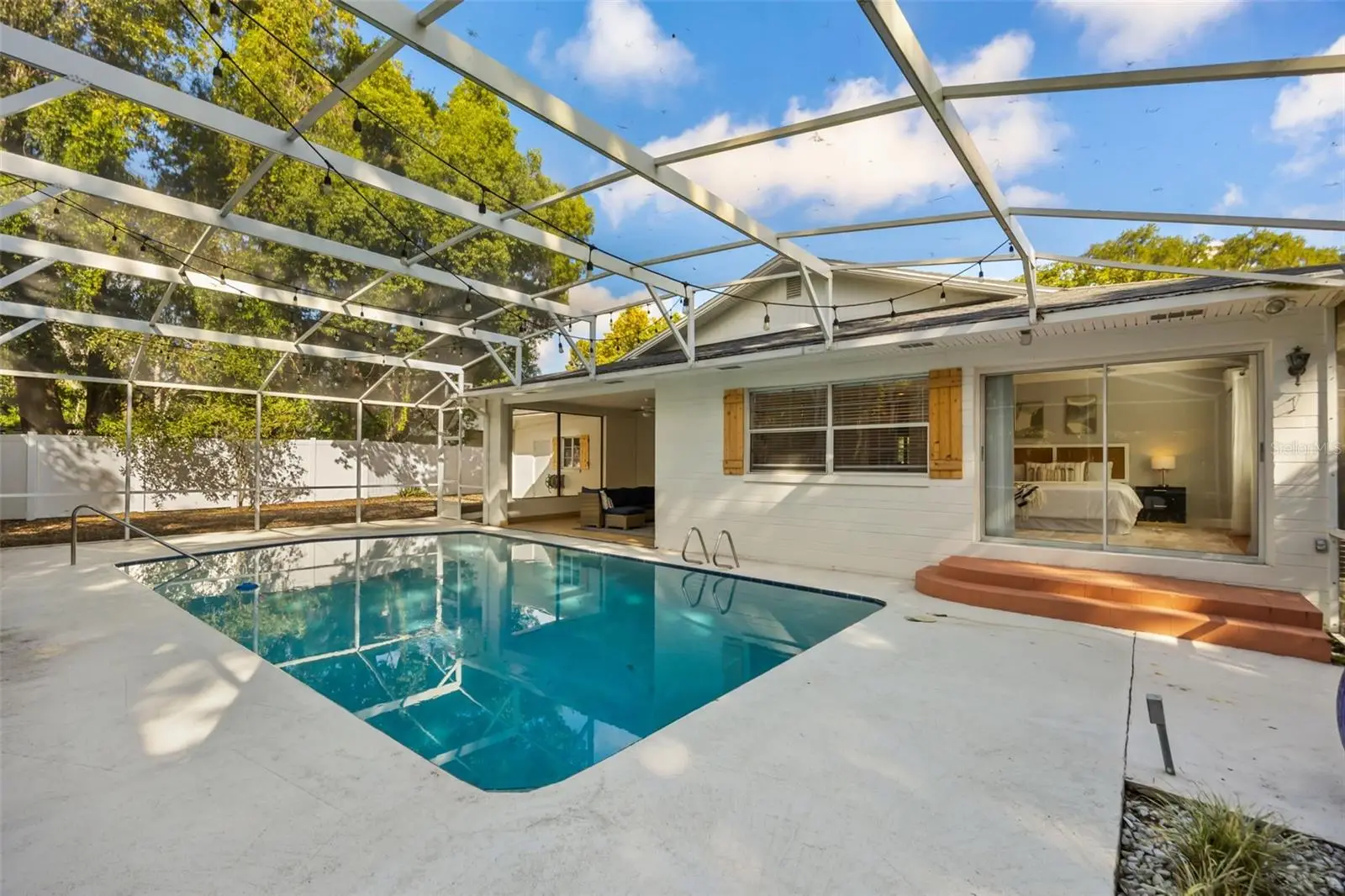 920 Boardman Street, FL