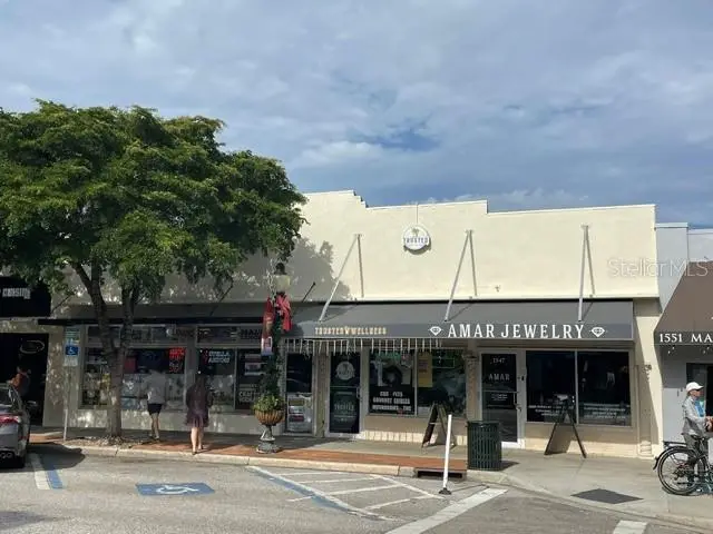 1547 Main Street, FL