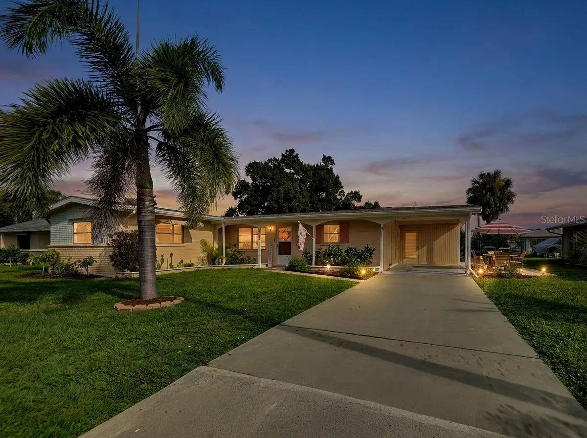22542 Elmira Boulevard, FL