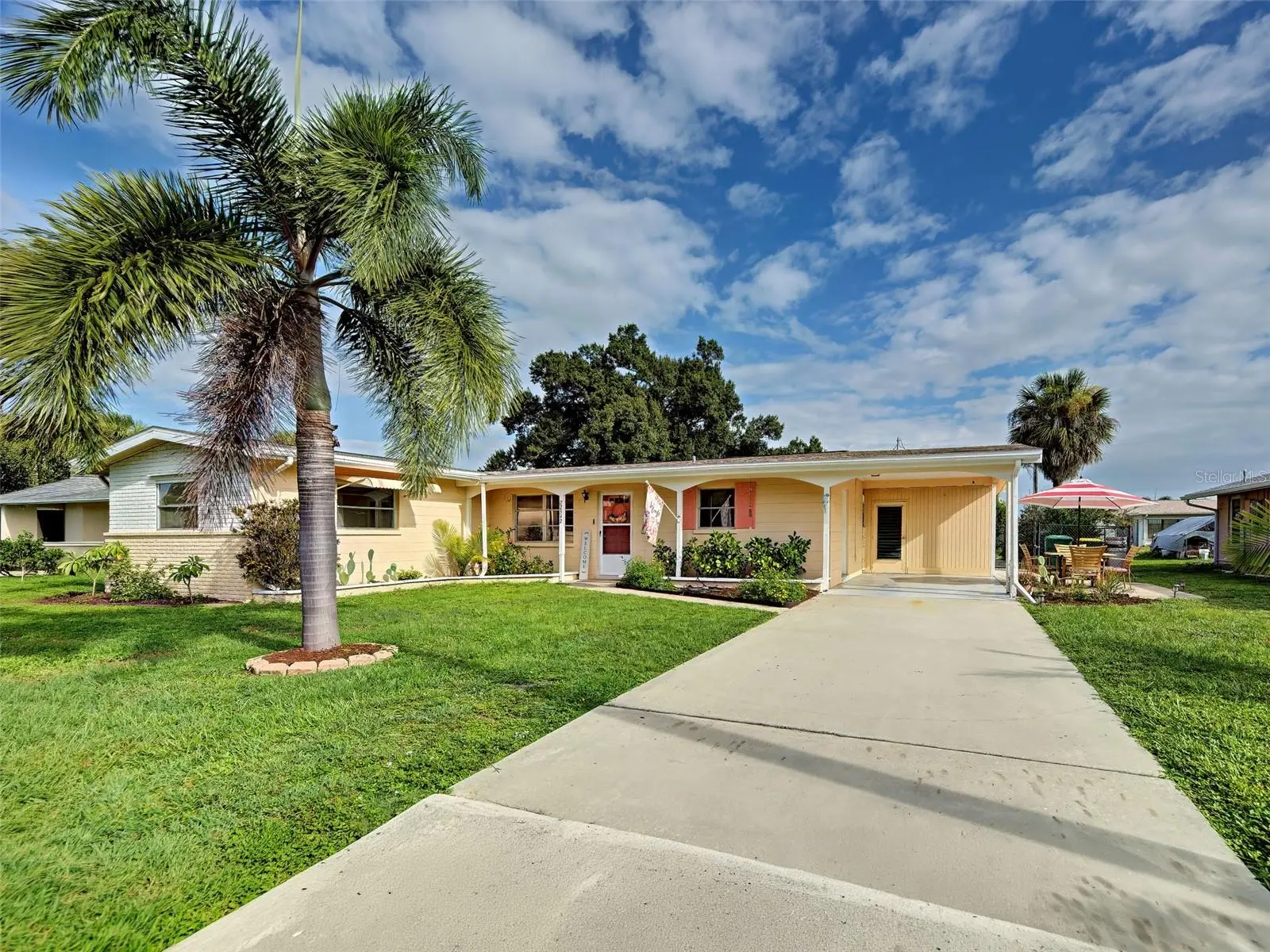 22542 Elmira Boulevard, FL