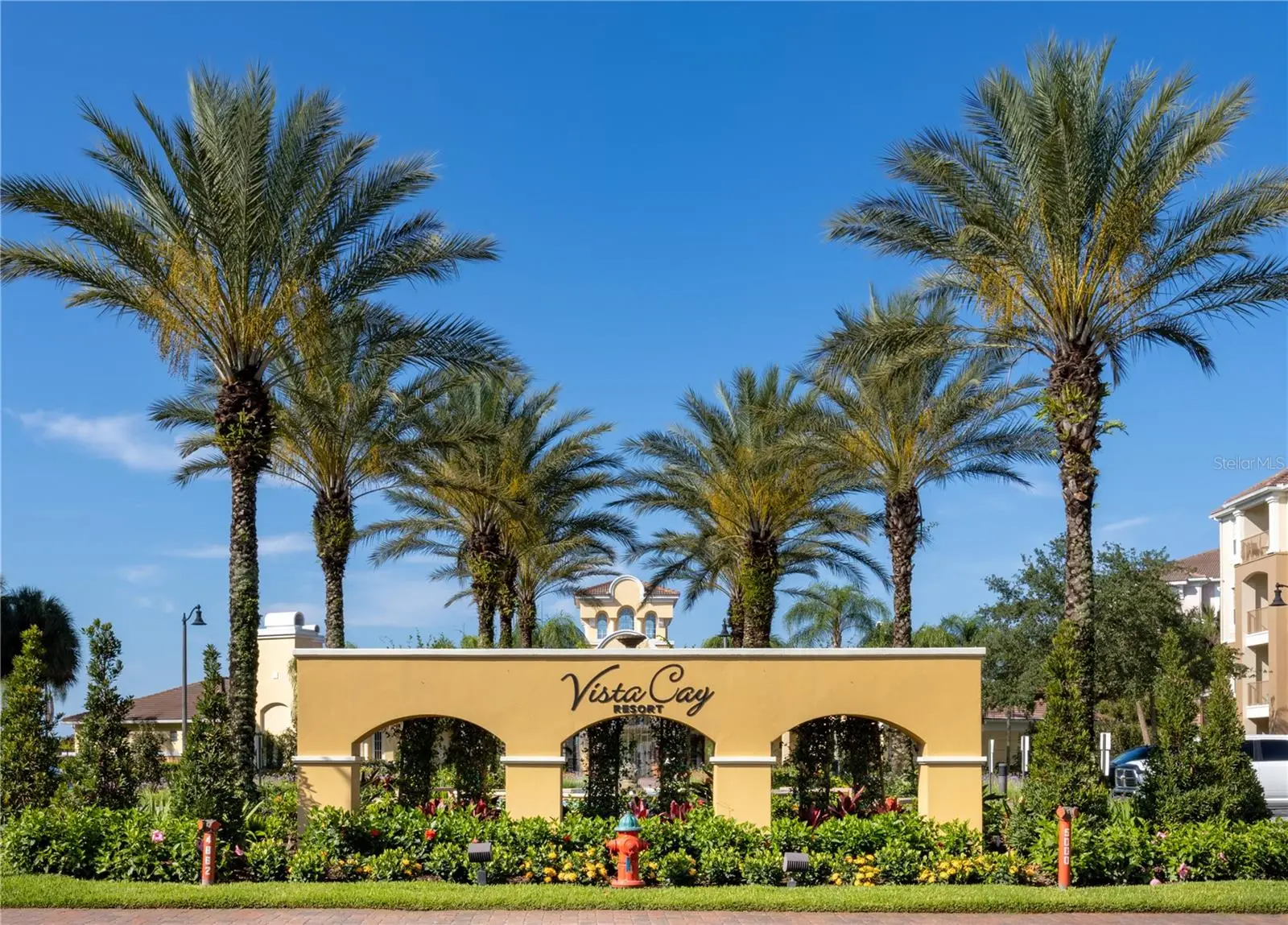 5048 Shoreway Loop, FL