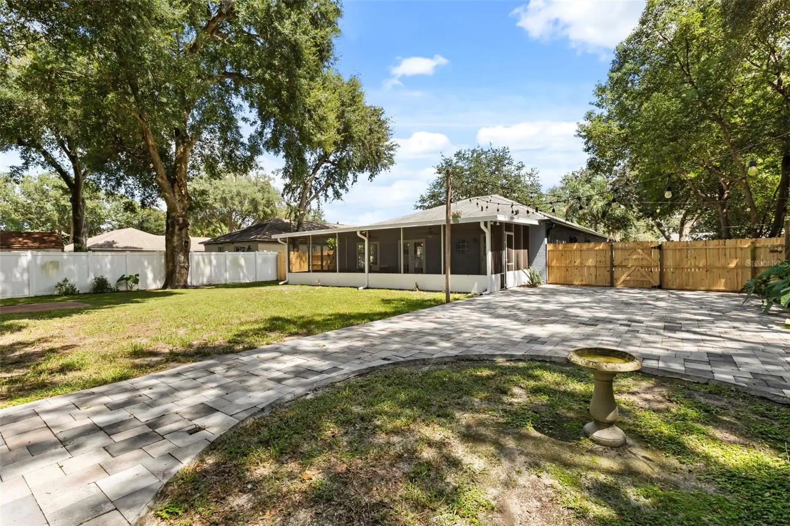787 Veronica Circle, FL