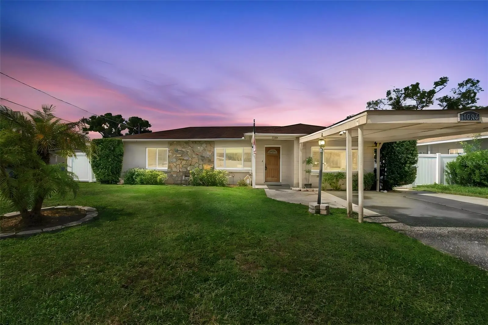 11006 Oakleaf Avenue, FL
