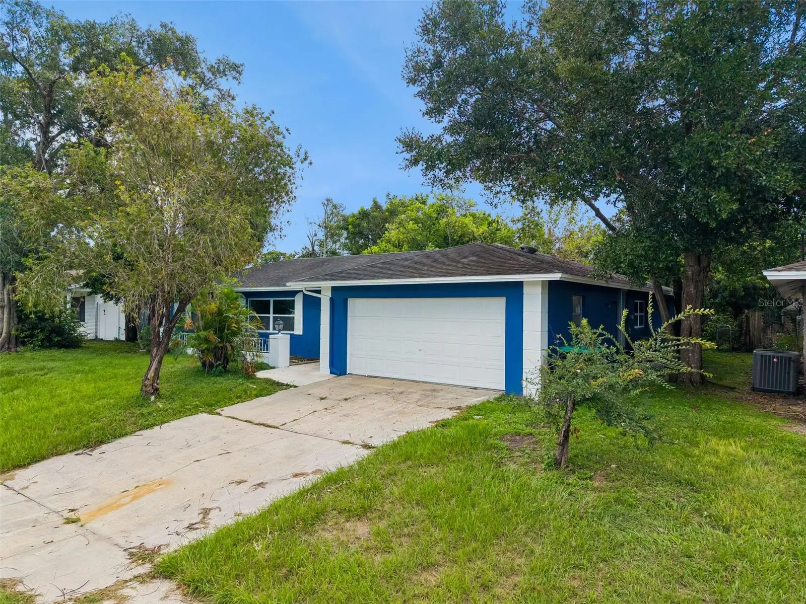 3334 Young Street, FL